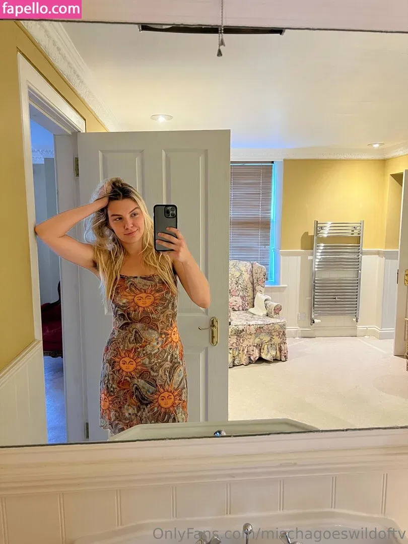 mischagoeswilder / mischagoeswildoftv Onlyfans Photo Gallery 