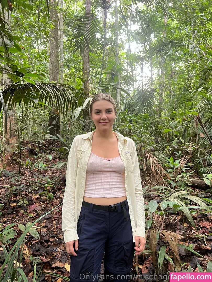 mischagoeswilder / mischagoeswildoftv Onlyfans Photo Gallery 