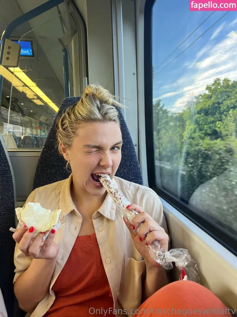 mischagoeswilder / mischagoeswildoftv Onlyfans Photo Gallery 