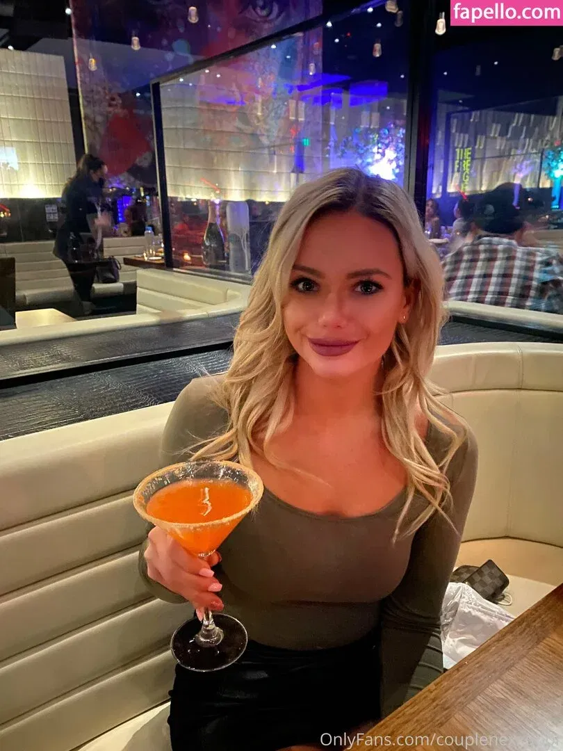 couplenexxdoor / cutienextdoor_ Onlyfans Photo Gallery 