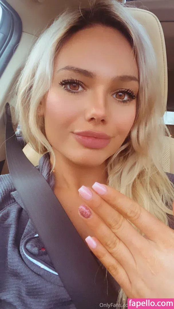 couplenexxdoor / cutienextdoor_ Onlyfans Photo Gallery 