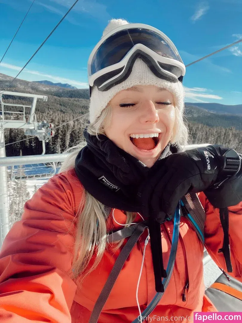 couplenexxdoor / cutienextdoor_ Onlyfans Photo Gallery 