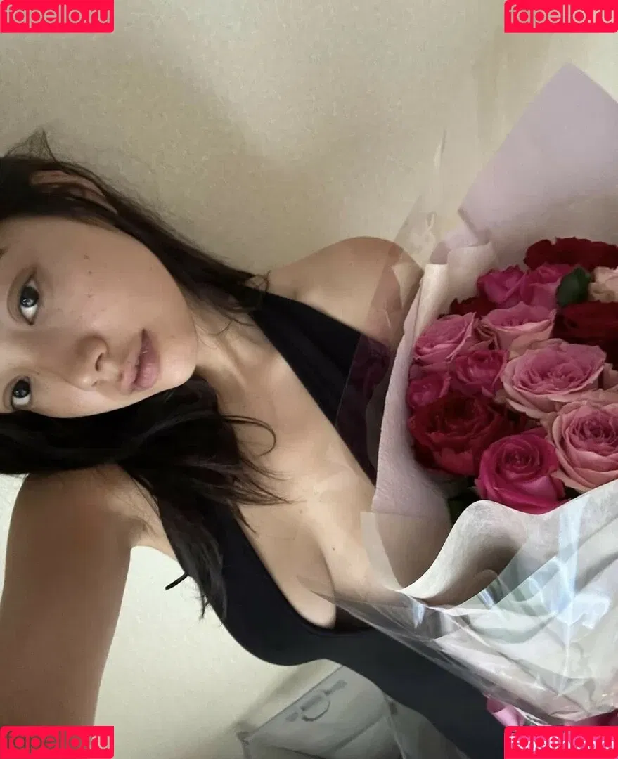 GiGi Tatei / Mayuri / mayumayumma / mayurikyatari / mayurinn031 Onlyfans Photo Gallery 