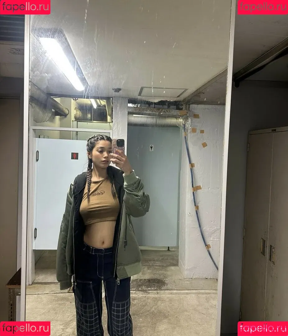 GiGi Tatei / Mayuri / mayumayumma / mayurikyatari / mayurinn031 Onlyfans Photo Gallery 
