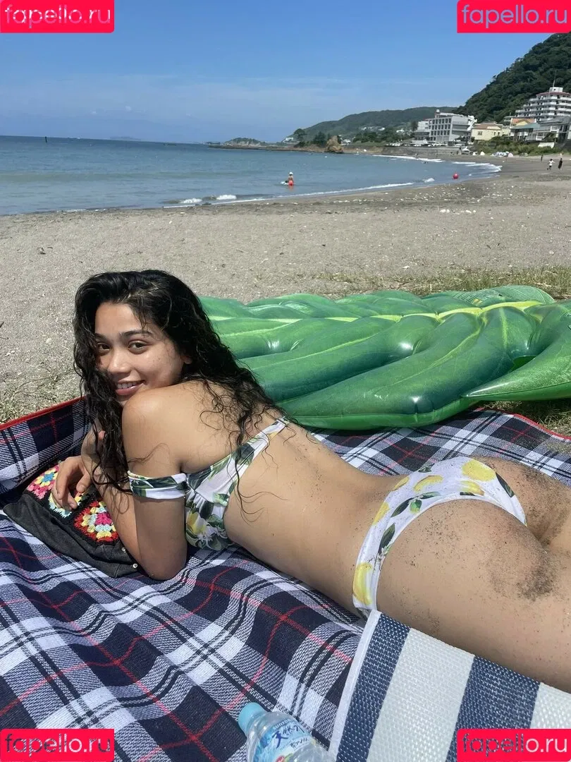 GiGi Tatei / Mayuri / mayumayumma / mayurikyatari / mayurinn031 Onlyfans Photo Gallery 