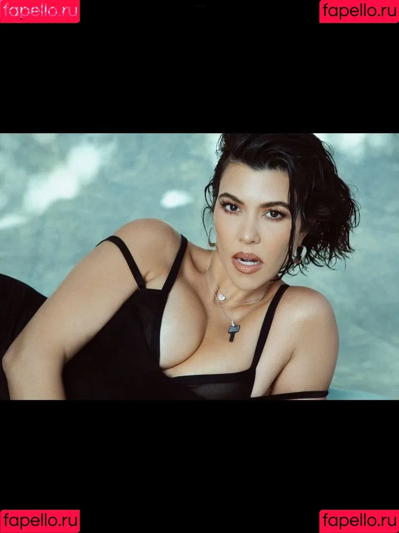 Kourtney Kardashian / kourtney_kardashian / kourtneykardash Onlyfans Photo Gallery 