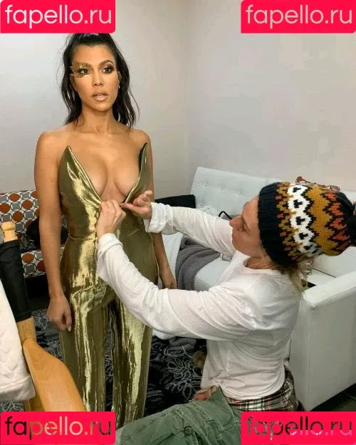 Kourtney Kardashian / kourtney_kardashian / kourtneykardash Onlyfans Photo Gallery 