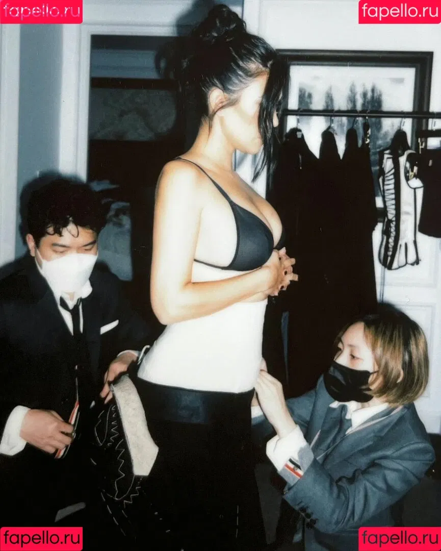 Kourtney Kardashian / kourtney_kardashian / kourtneykardash Onlyfans Photo Gallery 