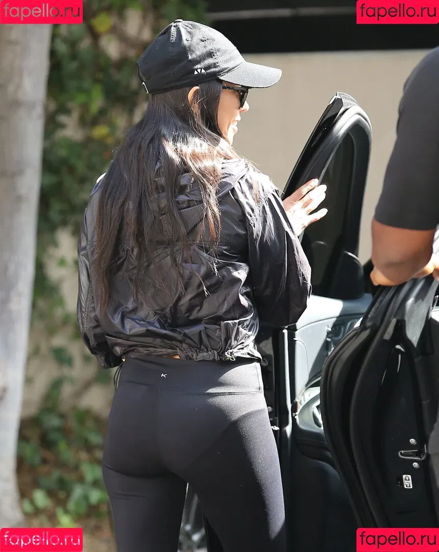 Kourtney Kardashian / kourtney_kardashian / kourtneykardash Onlyfans Photo Gallery 