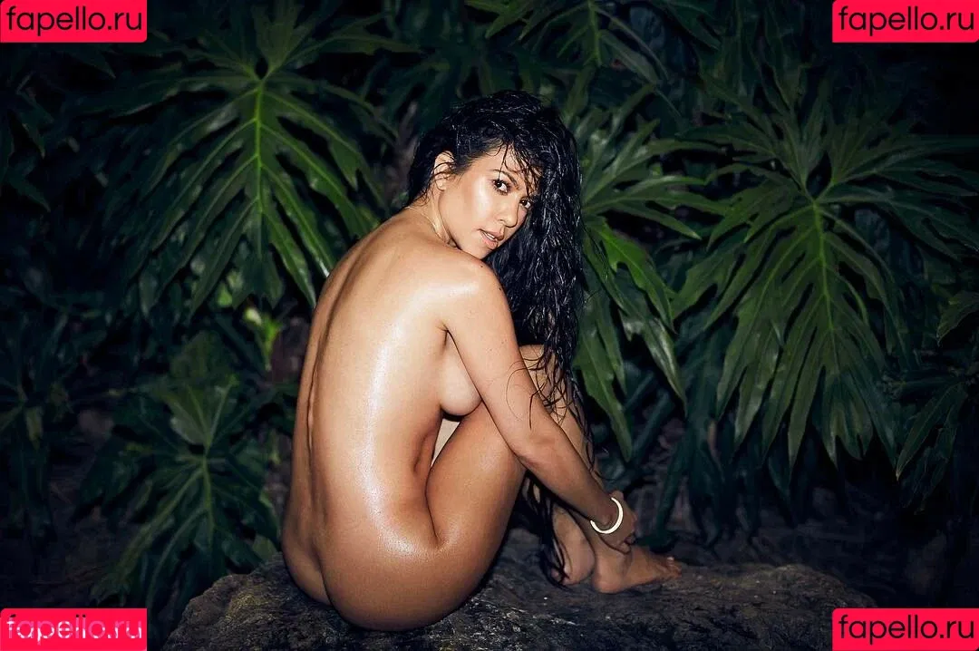 Kourtney Kardashian / kourtney_kardashian / kourtneykardash Onlyfans Photo Gallery 