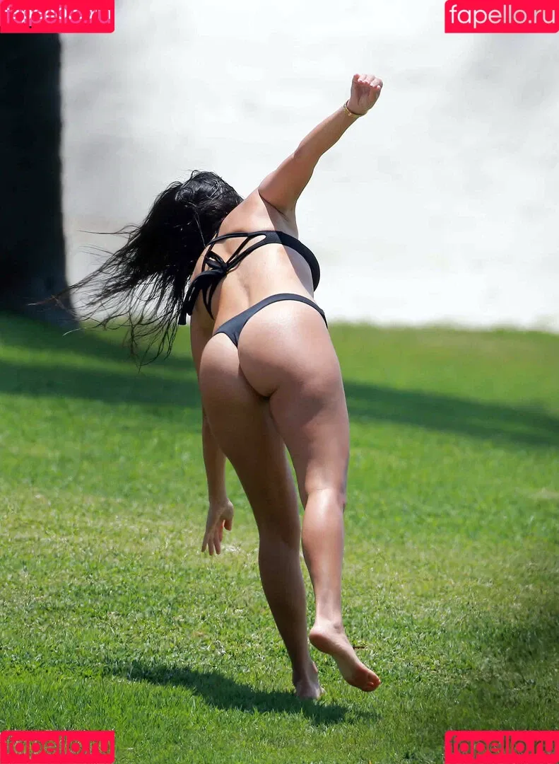 Kourtney Kardashian / kourtney_kardashian / kourtneykardash Onlyfans Photo Gallery 