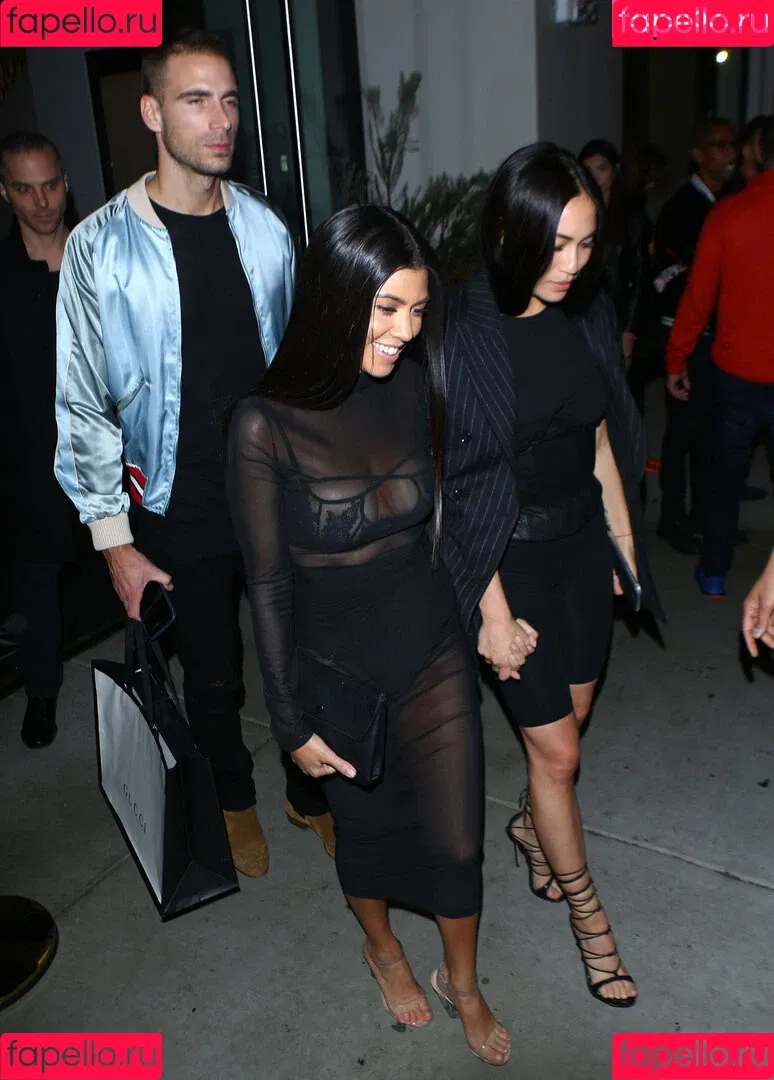 Kourtney Kardashian / kourtney_kardashian / kourtneykardash Onlyfans Photo Gallery 