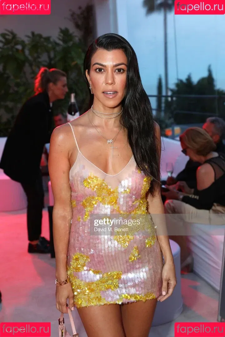 Kourtney Kardashian / kourtney_kardashian / kourtneykardash Onlyfans Photo Gallery 