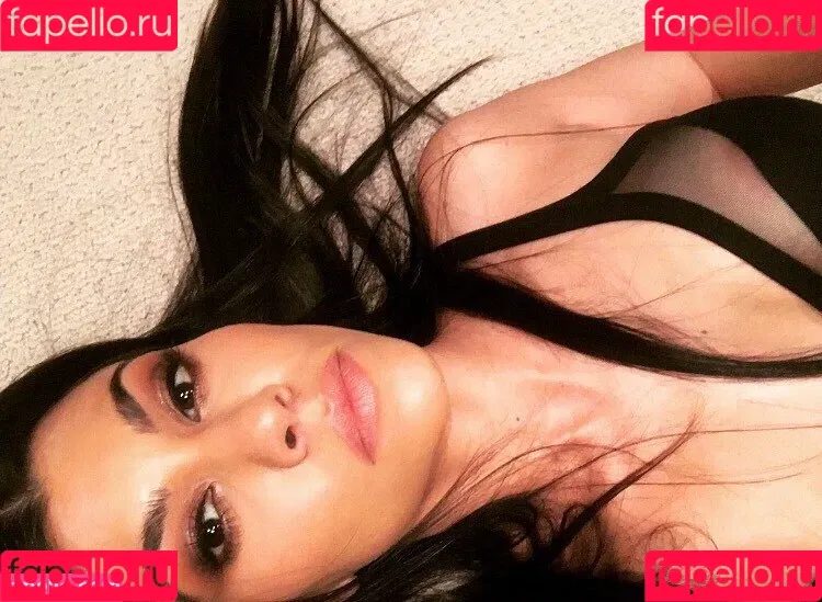 Kourtney Kardashian / kourtney_kardashian / kourtneykardash Onlyfans Photo Gallery 
