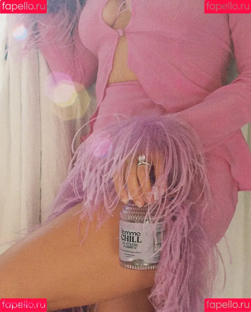 Kourtney Kardashian / kourtney_kardashian / kourtneykardash Onlyfans Photo Gallery 