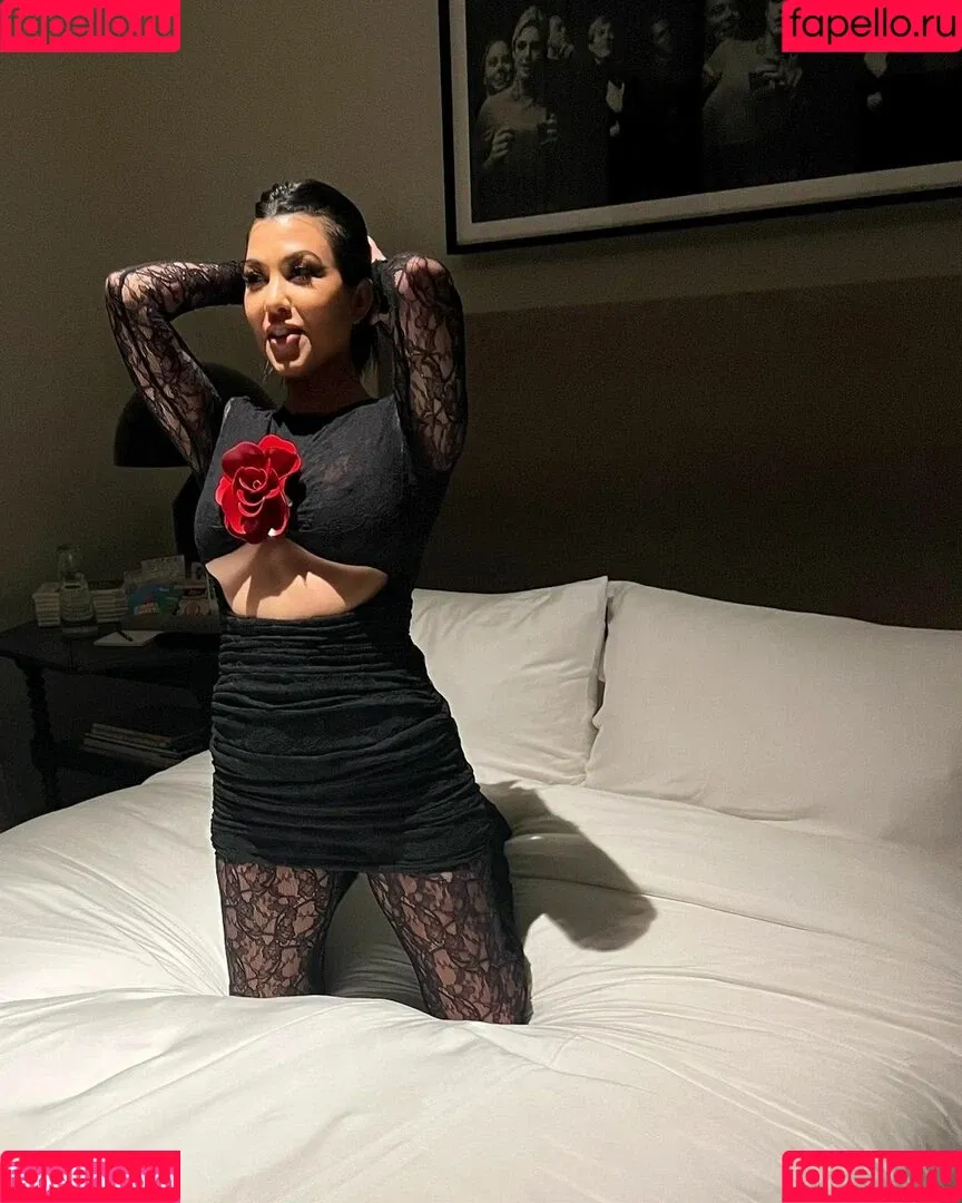 Kourtney Kardashian / kourtney_kardashian / kourtneykardash Onlyfans Photo Gallery 