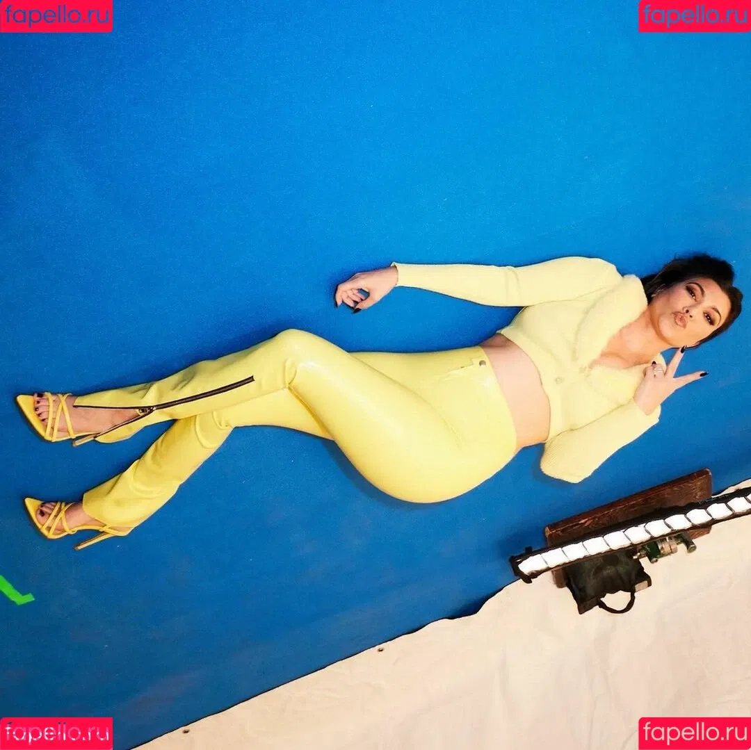 Kourtney Kardashian / kourtney_kardashian / kourtneykardash Onlyfans Photo Gallery 