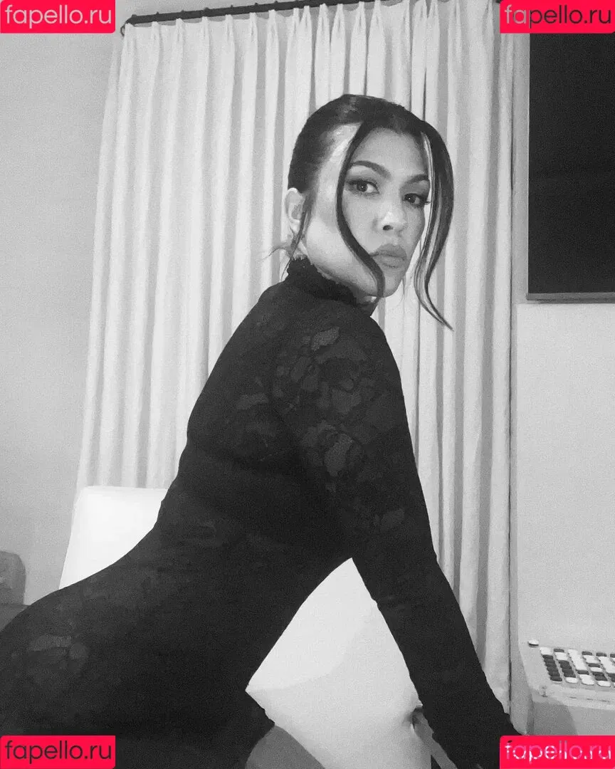 Kourtney Kardashian / kourtney_kardashian / kourtneykardash Onlyfans Photo Gallery 