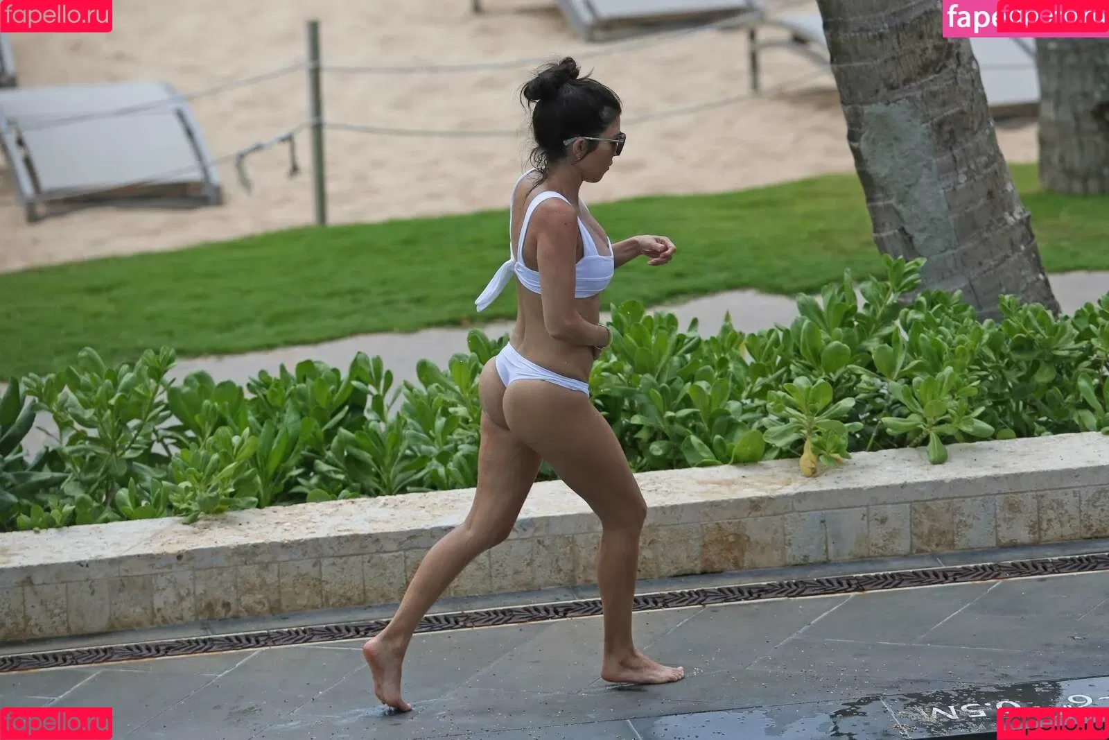 Kourtney Kardashian / kourtney_kardashian / kourtneykardash Onlyfans Photo Gallery 