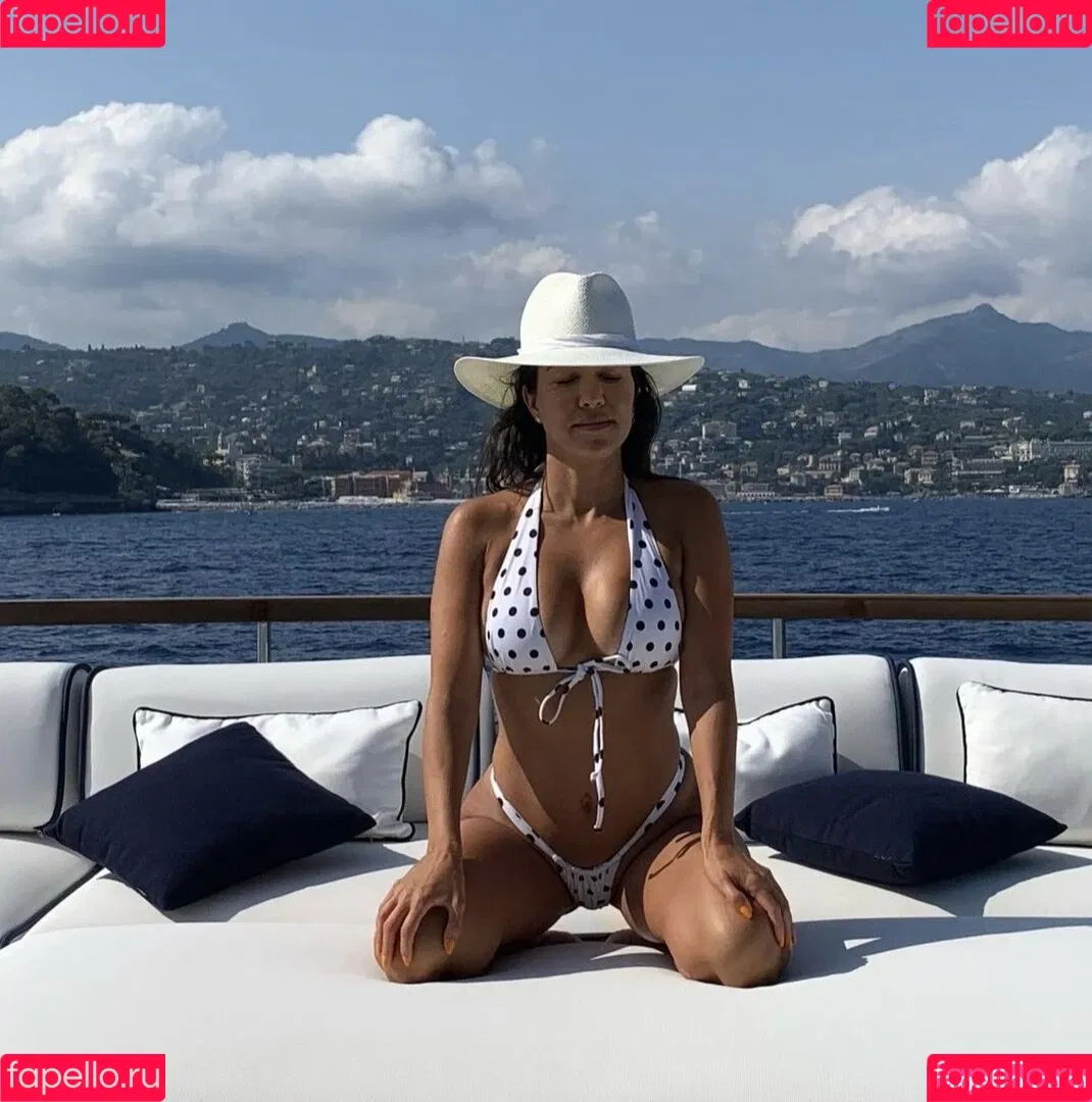 Kourtney Kardashian / kourtney_kardashian / kourtneykardash Onlyfans Photo Gallery 