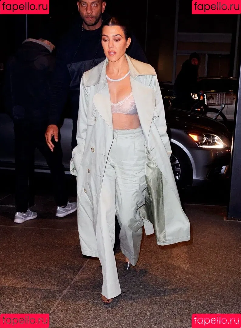 Kourtney Kardashian / kourtney_kardashian / kourtneykardash Onlyfans Photo Gallery 