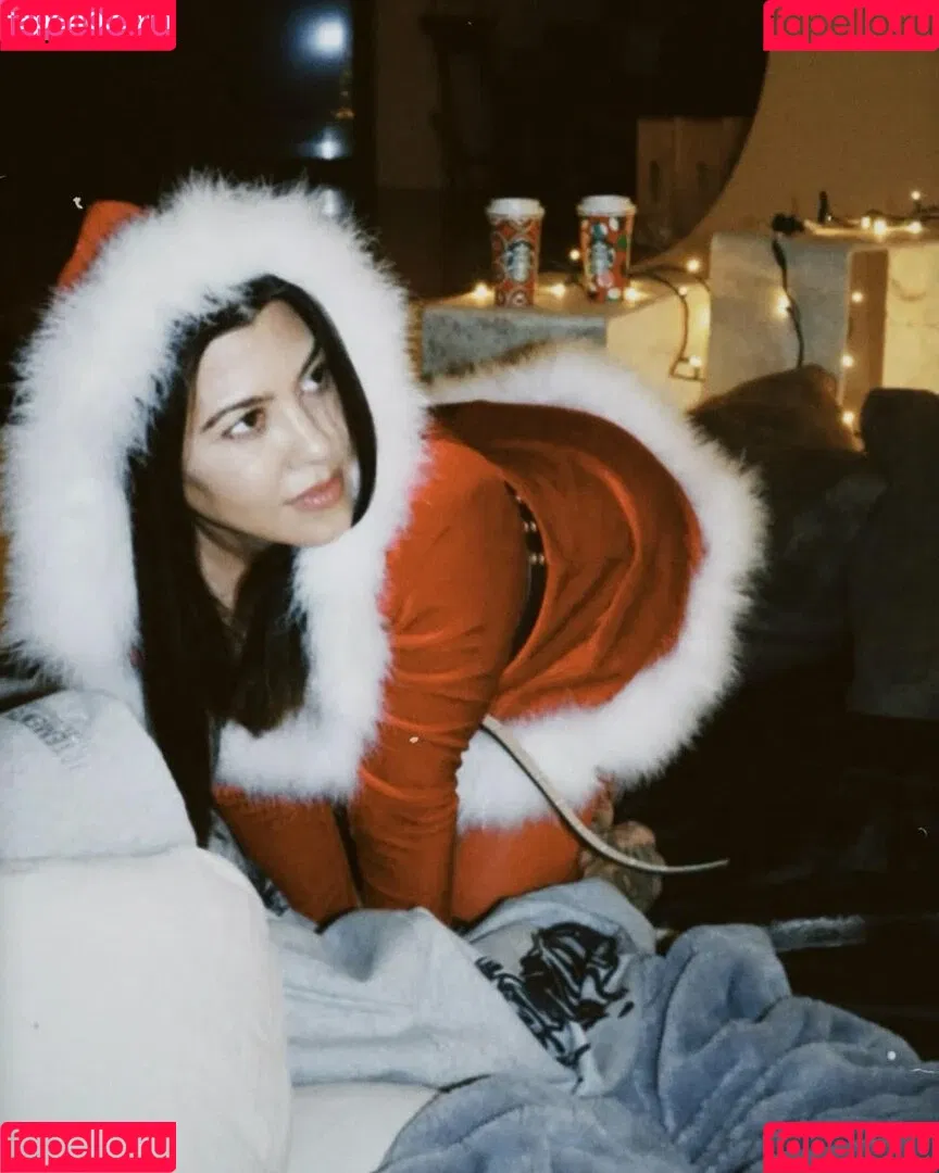 Kourtney Kardashian / kourtney_kardashian / kourtneykardash Onlyfans Photo Gallery 