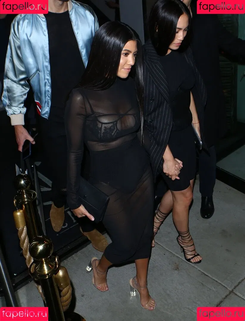 Kourtney Kardashian / kourtney_kardashian / kourtneykardash Onlyfans Photo Gallery 