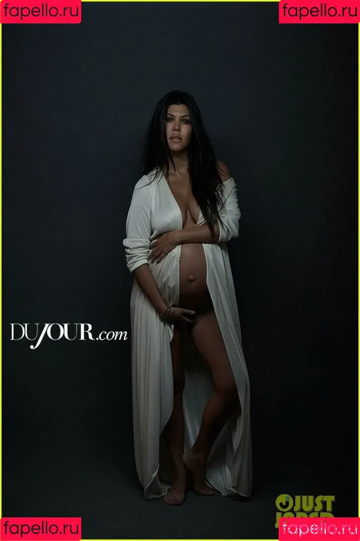Kourtney Kardashian / kourtney_kardashian / kourtneykardash Onlyfans Photo Gallery 