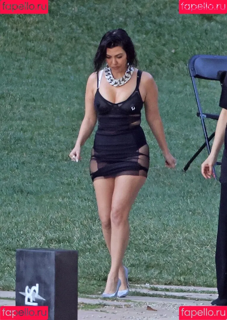 Kourtney Kardashian / kourtney_kardashian / kourtneykardash Onlyfans Photo Gallery 