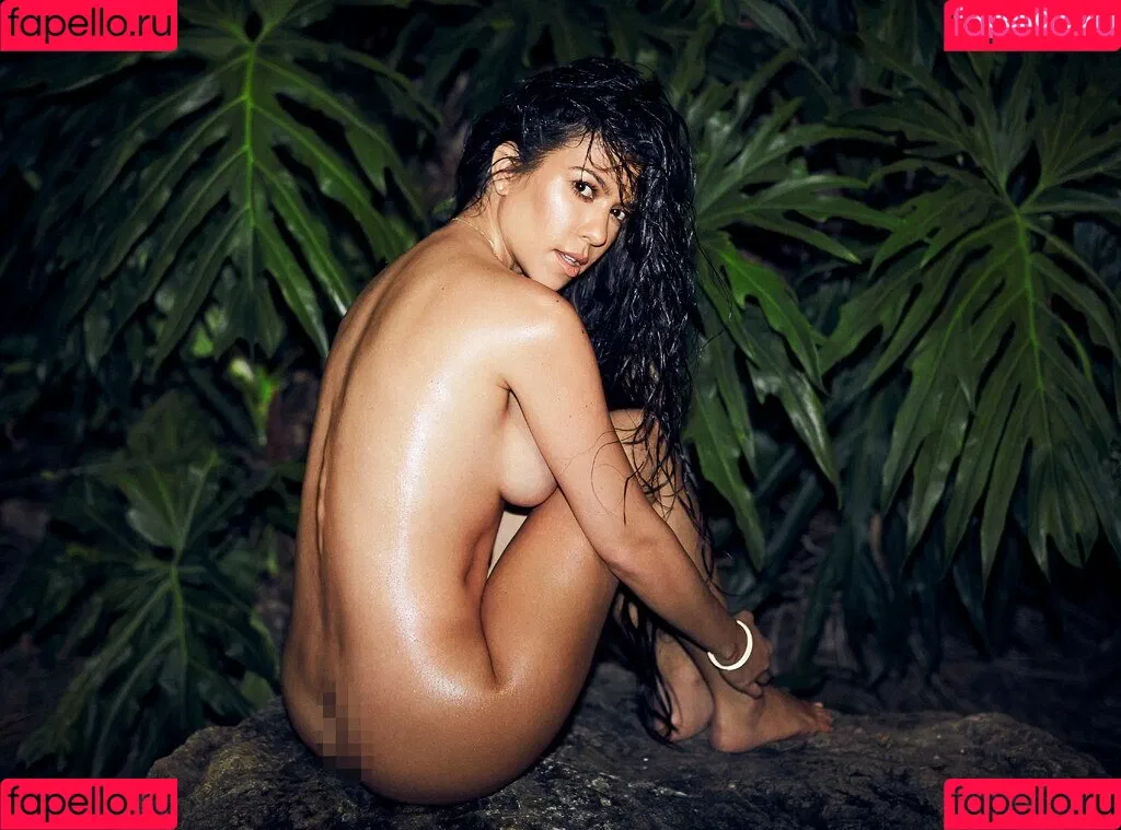 Kourtney Kardashian / kourtney_kardashian / kourtneykardash Onlyfans Photo Gallery 