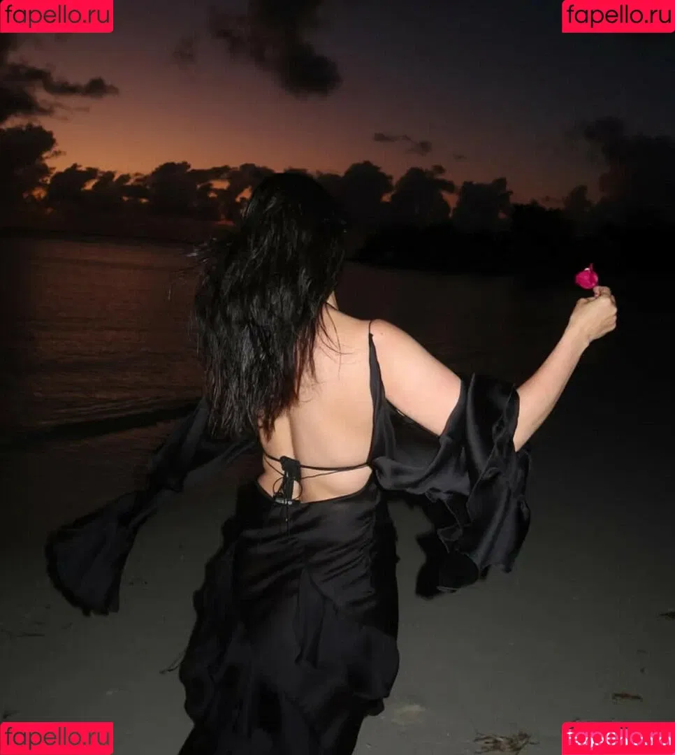Kourtney Kardashian / kourtney_kardashian / kourtneykardash Onlyfans Photo Gallery 