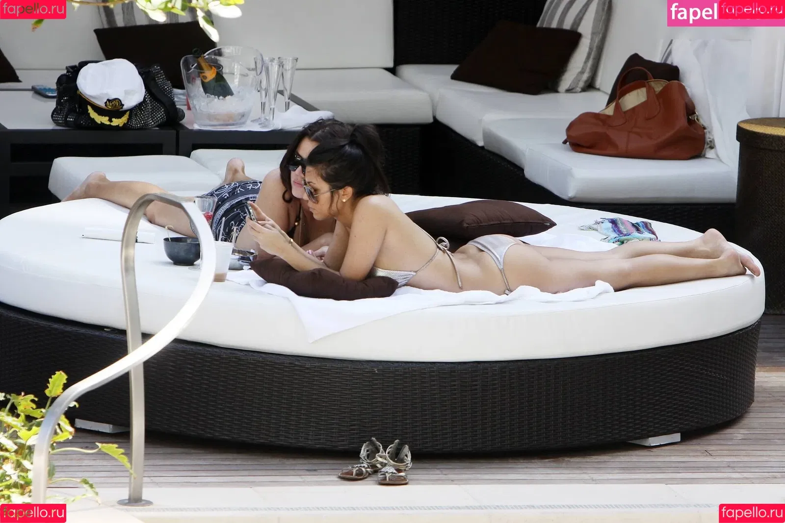Kourtney Kardashian / kourtney_kardashian / kourtneykardash Onlyfans Photo Gallery 