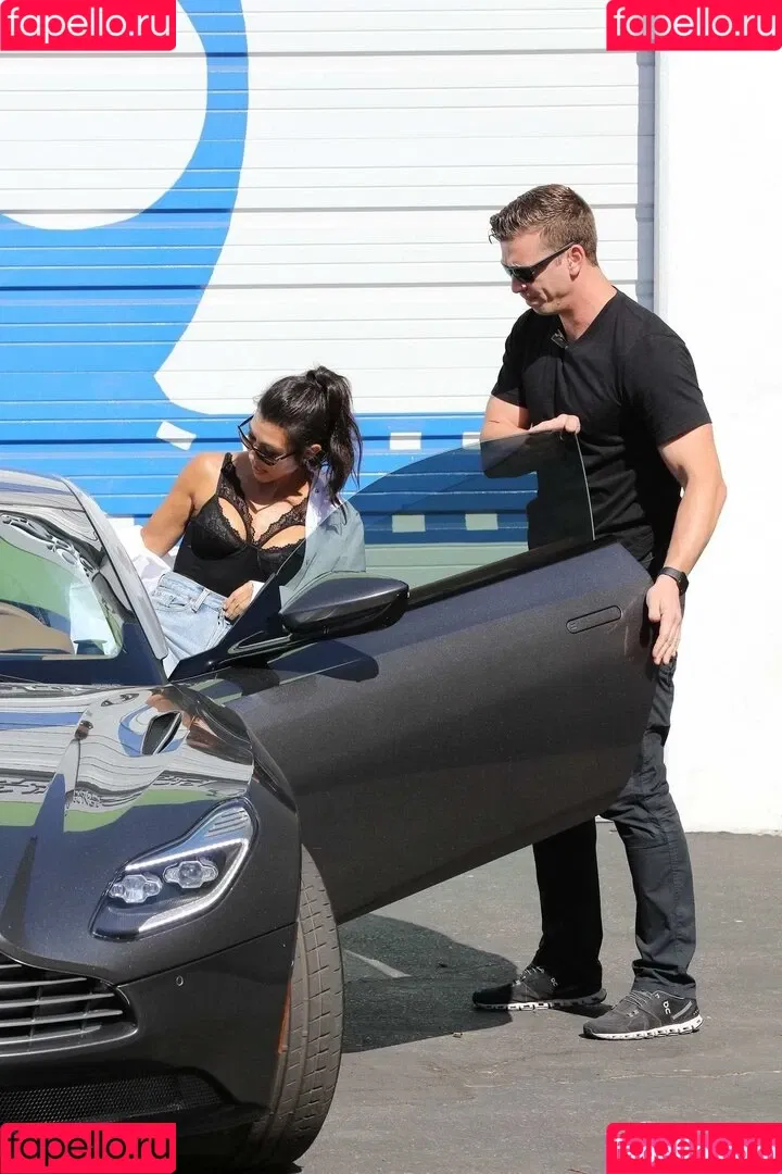 Kourtney Kardashian / kourtney_kardashian / kourtneykardash Onlyfans Photo Gallery 