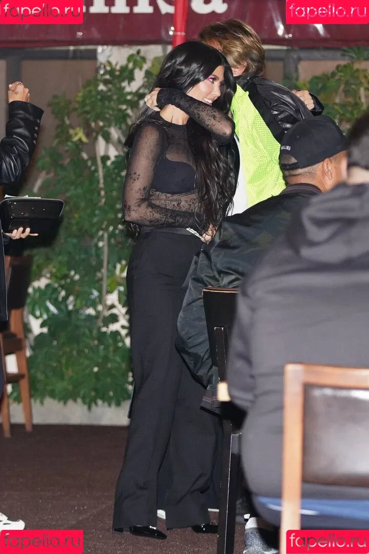 Kourtney Kardashian / kourtney_kardashian / kourtneykardash Onlyfans Photo Gallery 