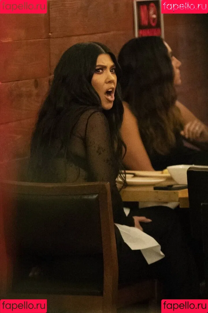 Kourtney Kardashian / kourtney_kardashian / kourtneykardash Onlyfans Photo Gallery 