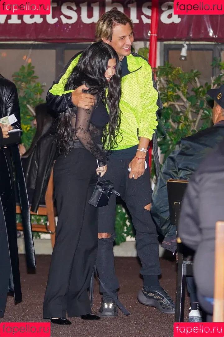 Kourtney Kardashian / kourtney_kardashian / kourtneykardash Onlyfans Photo Gallery 