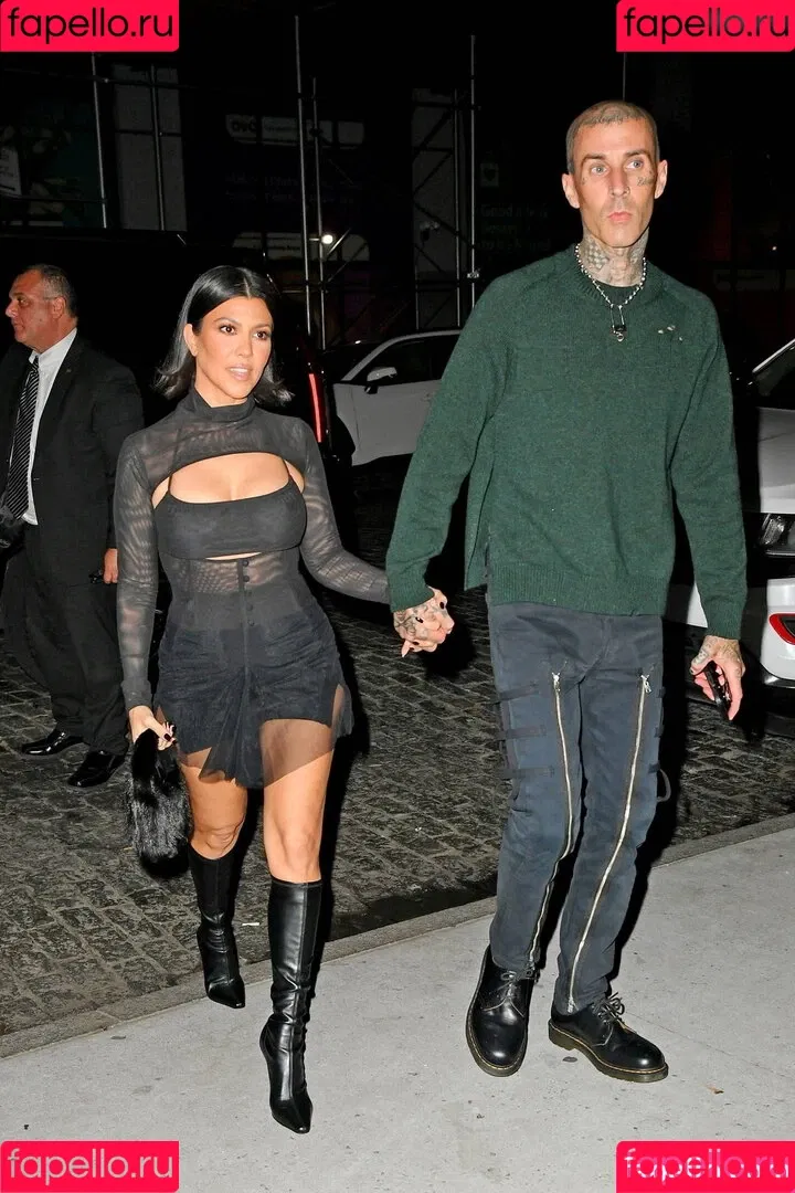 Kourtney Kardashian / kourtney_kardashian / kourtneykardash Onlyfans Photo Gallery 