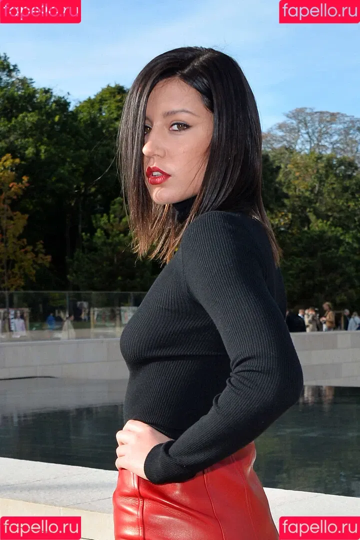 Adèle Exarchopoulos / adeleexarchopoulos / adeleexaroff Onlyfans Photo Gallery 