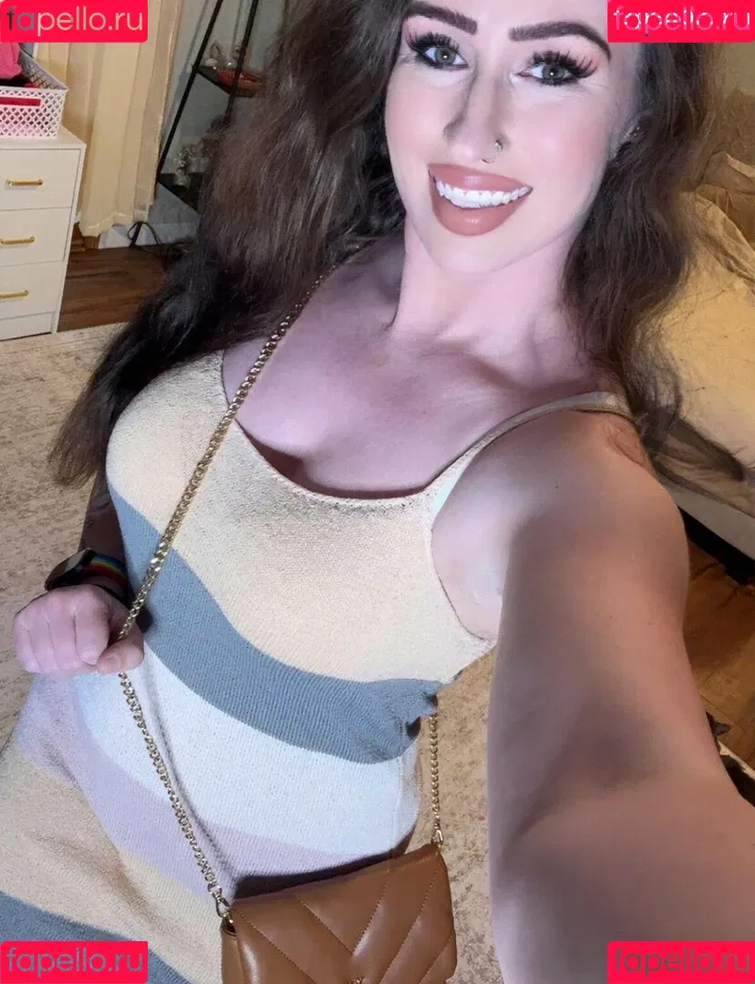 Gymkitten112190 / Sheila Marie Onlyfans Photo Gallery 