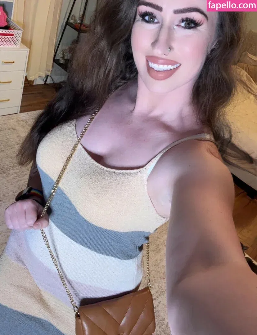 Gymkitten112190 / Sheila Marie Onlyfans Photo Gallery 