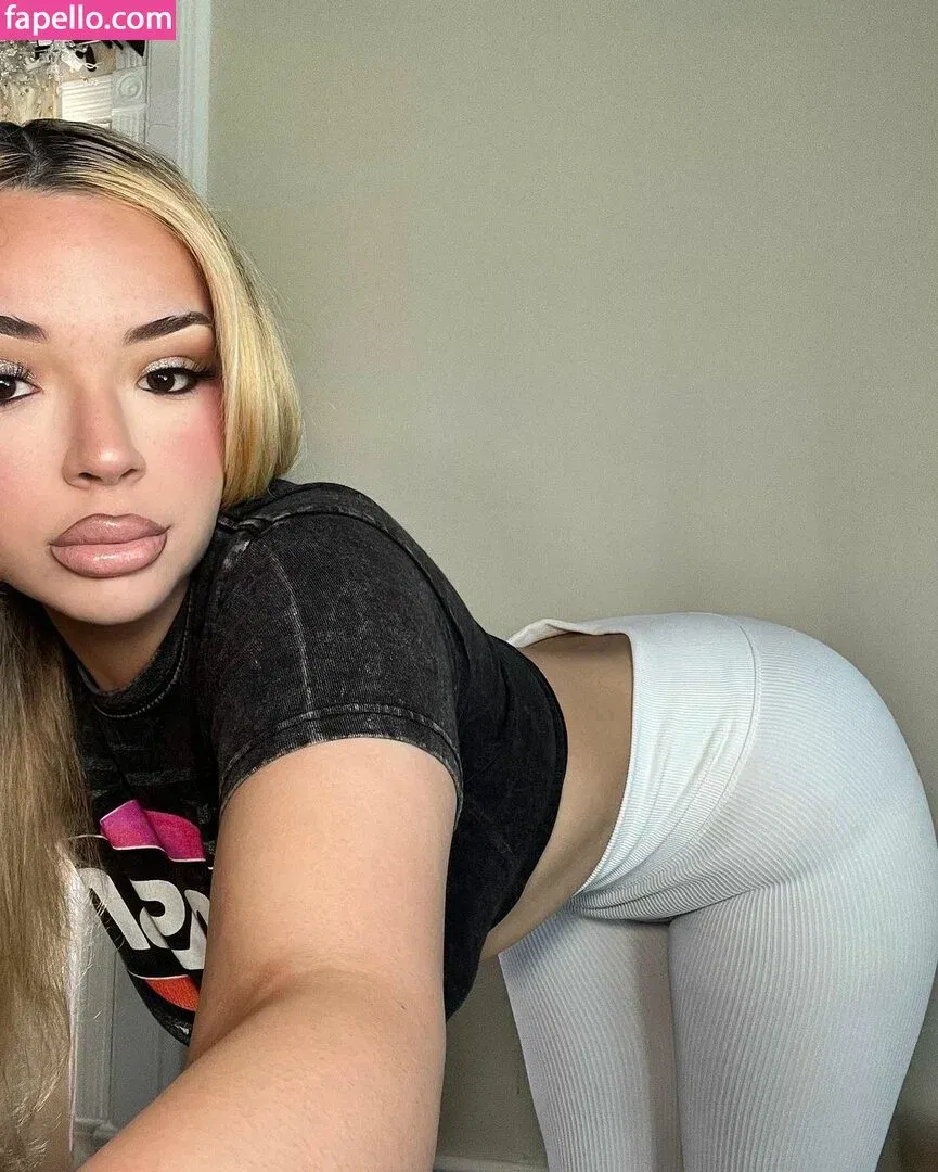 Davinaxx / Davinaxxx / davlnaxx Onlyfans Photo Gallery 