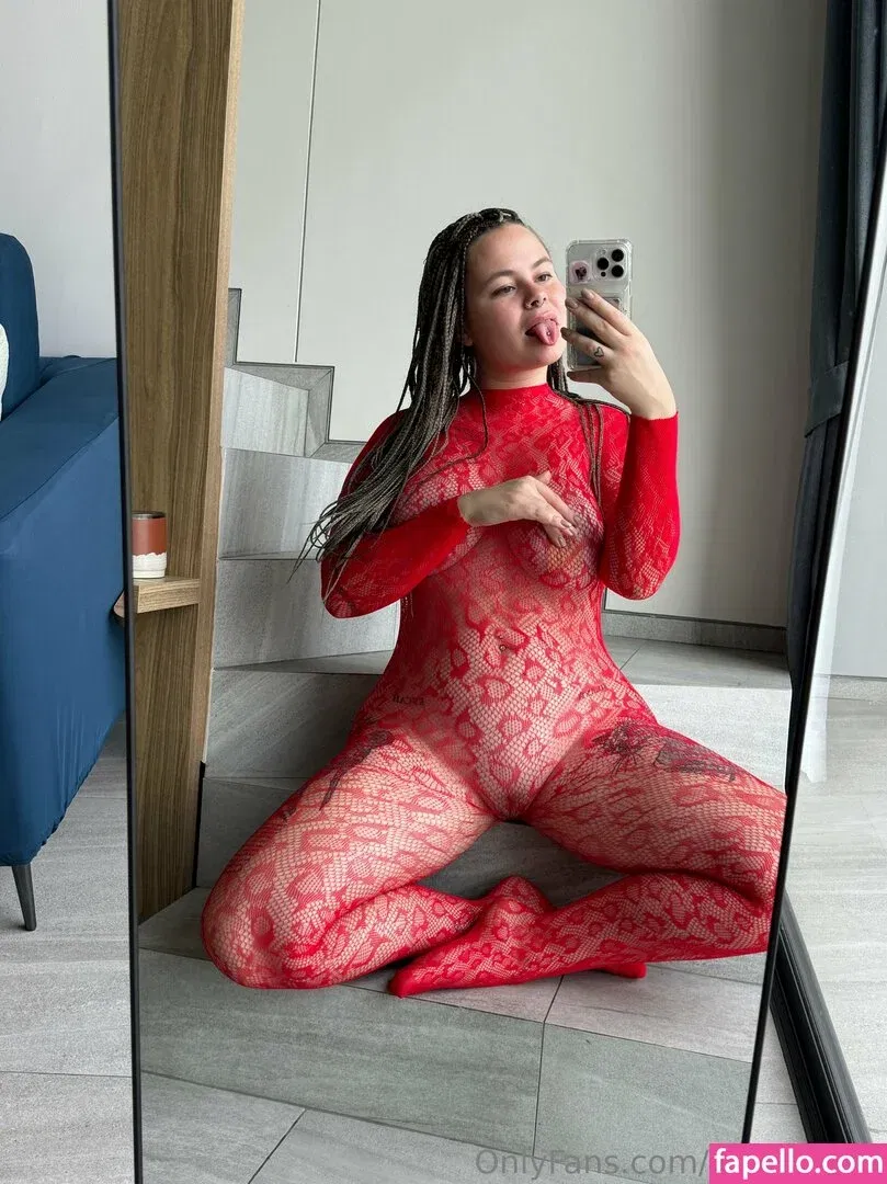 Nicole Kelly / kelly_muur / kellymuur Onlyfans Photo Gallery 