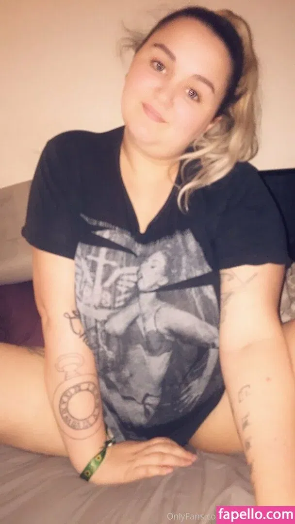 btattooed_angel / tattooed_retro_angel Onlyfans Photo Gallery 