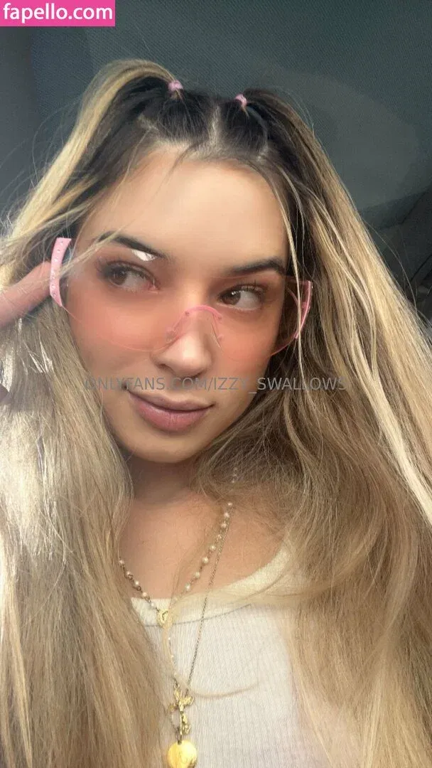 Izzy_Swallows / anyuser Onlyfans Photo Gallery 