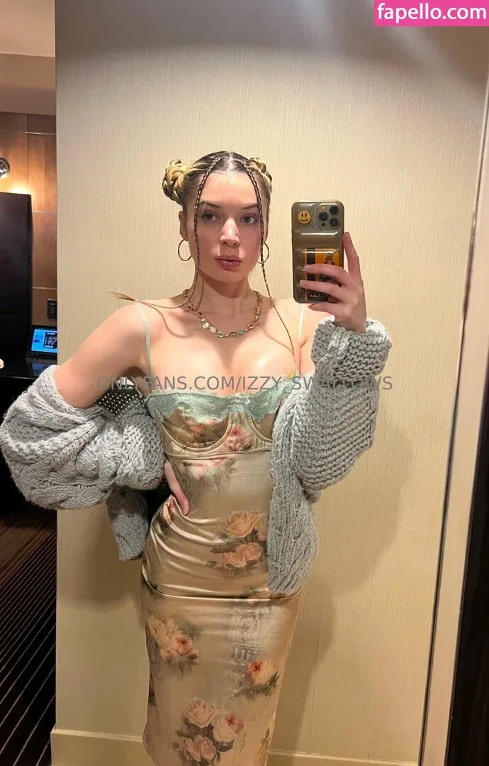 Izzy_Swallows / anyuser Onlyfans Photo Gallery 