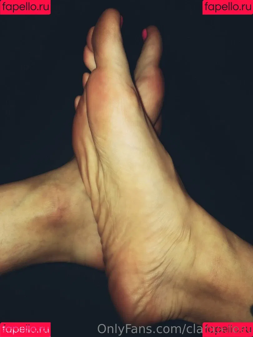 clarita.feet / visitsantaclarita Onlyfans Photo Gallery 