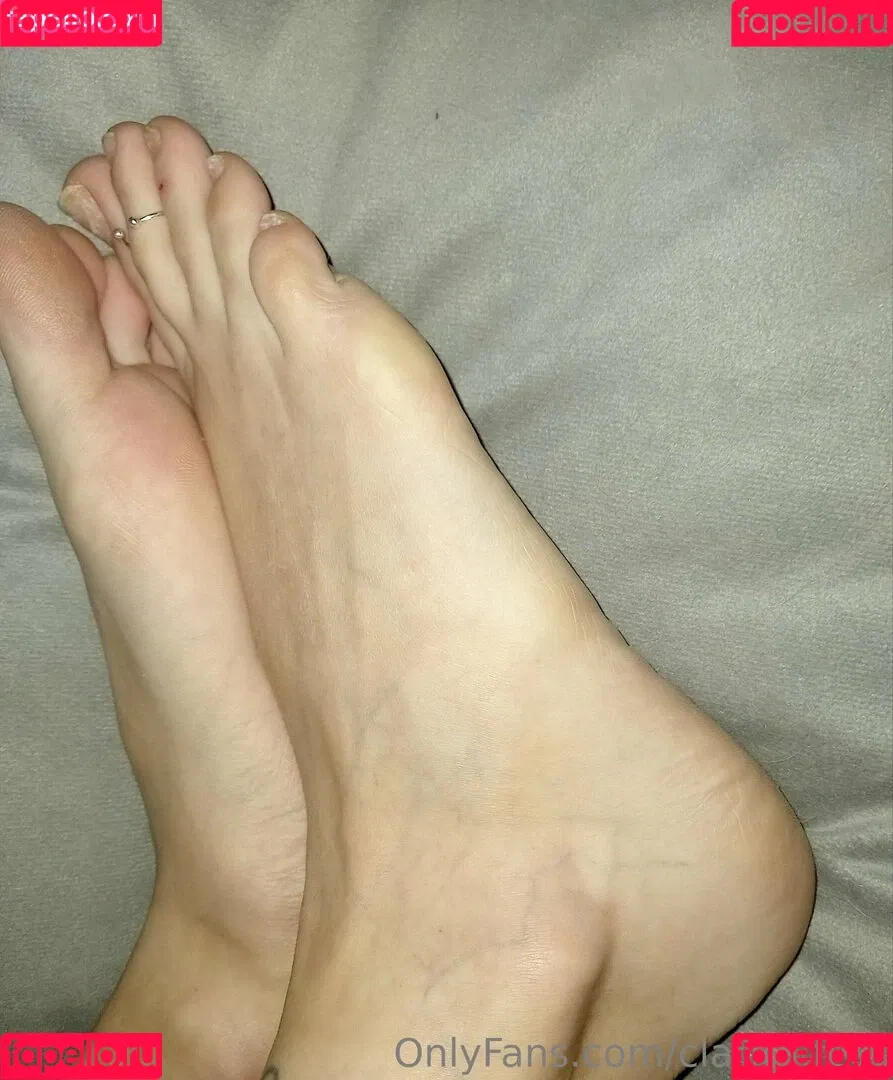 clarita.feet / visitsantaclarita Onlyfans Photo Gallery 