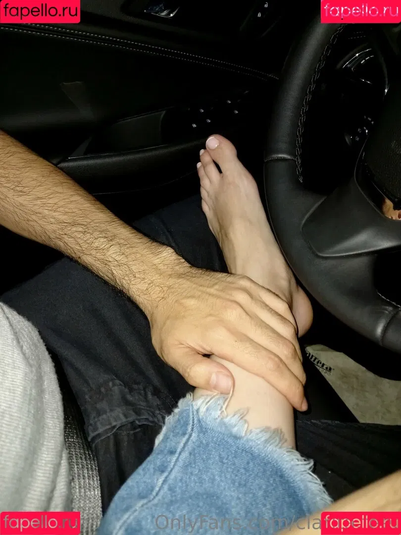 clarita.feet / visitsantaclarita Onlyfans Photo Gallery 