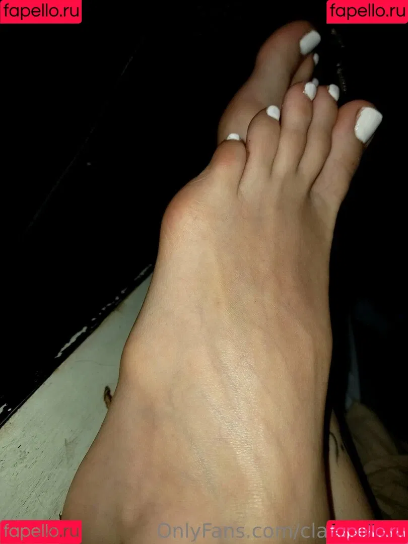clarita.feet / visitsantaclarita Onlyfans Photo Gallery 