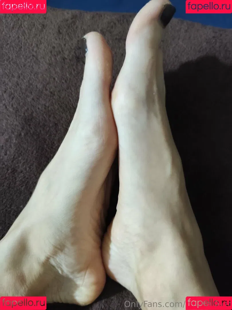 clarita.feet / visitsantaclarita Onlyfans Photo Gallery 